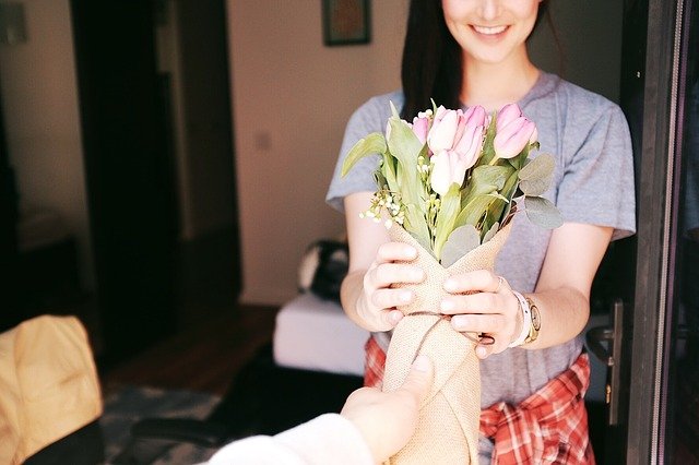 bouquet-1246848_640 Служба доставки цветов в Геленджике