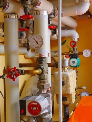 Профессиональная замена батарей отопления